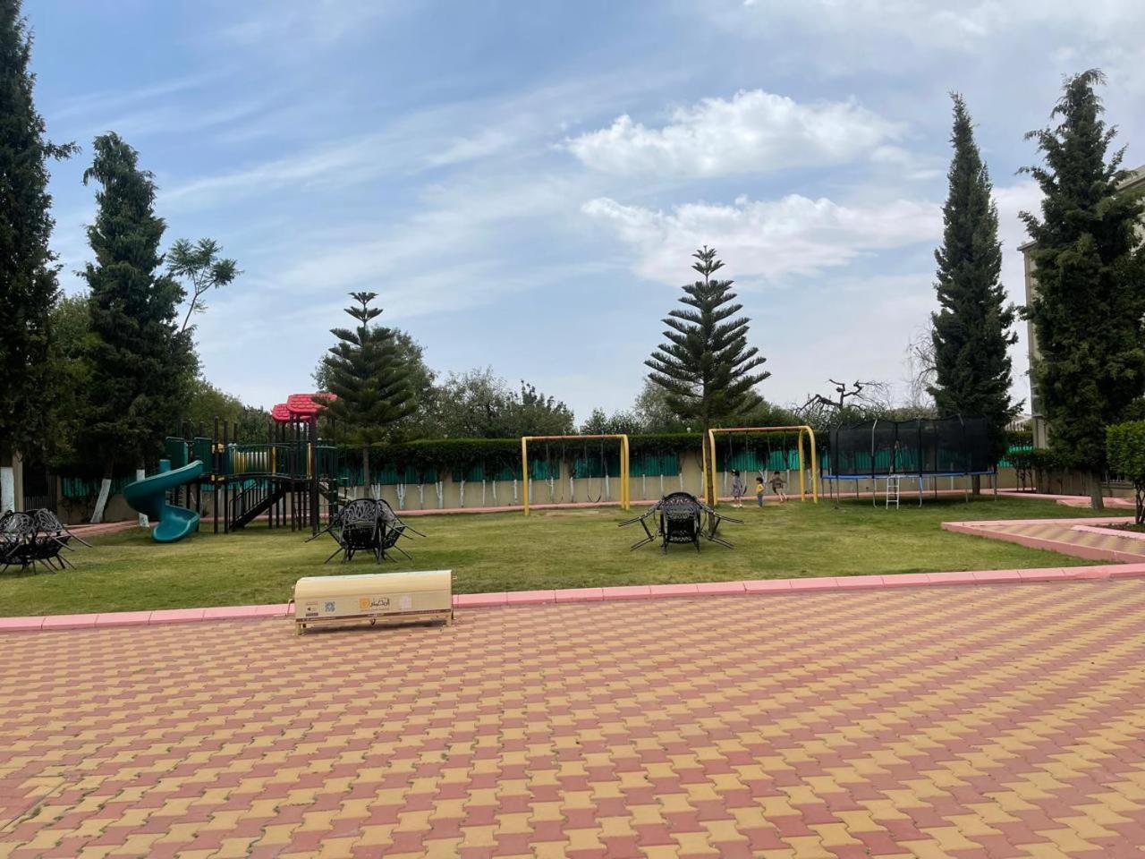 אל הדא Al Muhaidb Residence For Chalets And Holidays Homes מראה חיצוני תמונה
