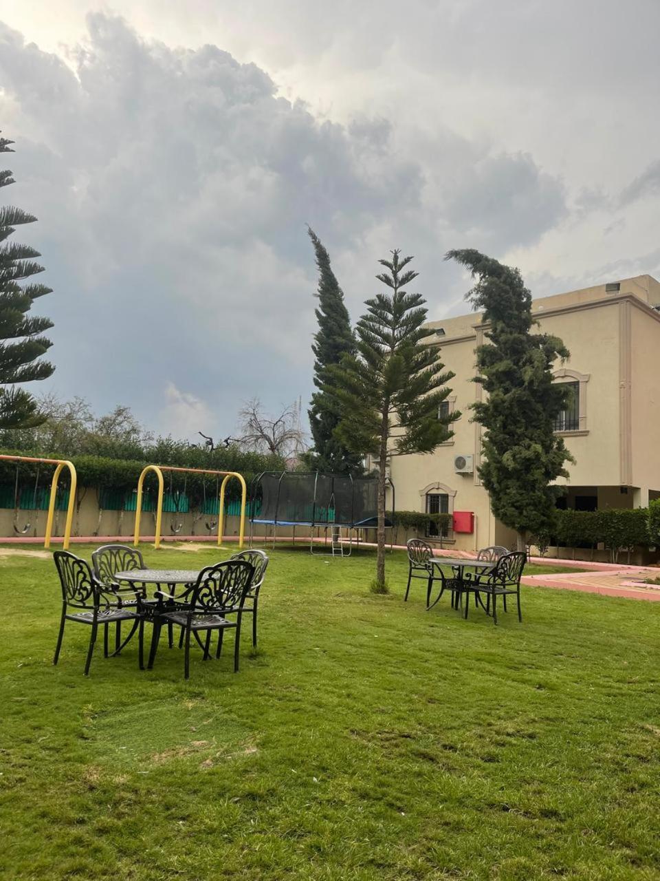 אל הדא Al Muhaidb Residence For Chalets And Holidays Homes מראה חיצוני תמונה