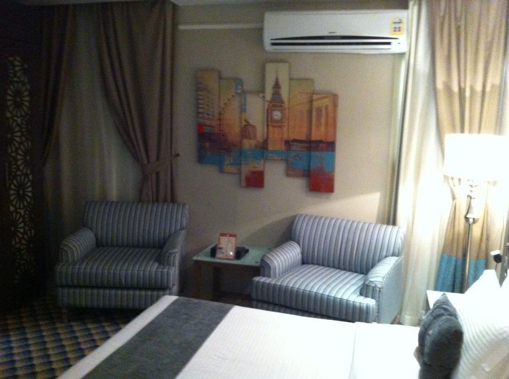 אל הדא Al Muhaidb Residence For Chalets And Holidays Homes מראה חיצוני תמונה